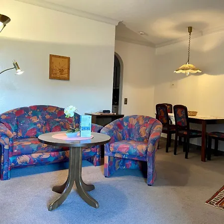 Haus Dwarsloeper, 2